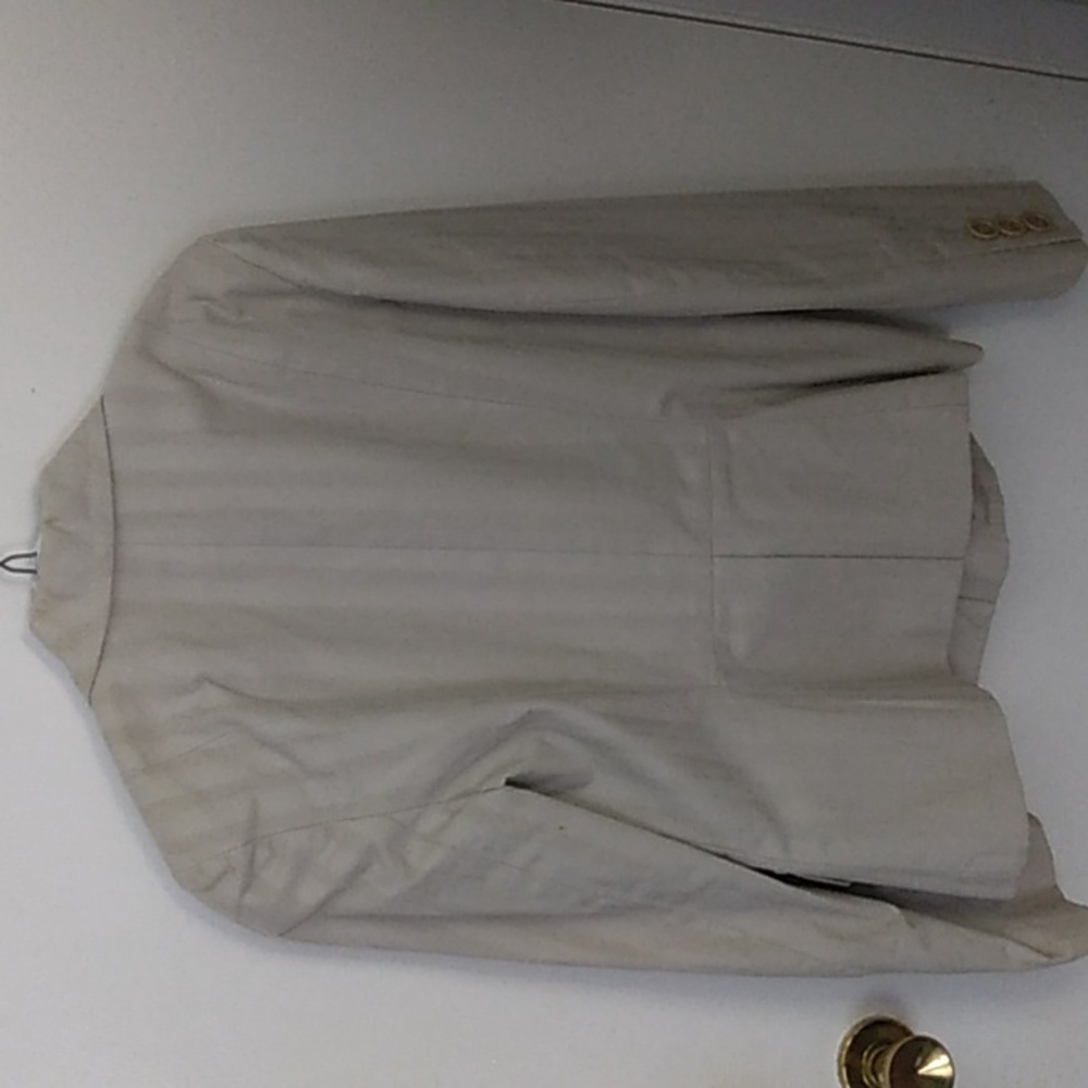 Jacket - Picture 2 of 3